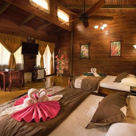 Blue River Resort & Hot Springs ลิเบเรีย ภายนอก รูปภาพ