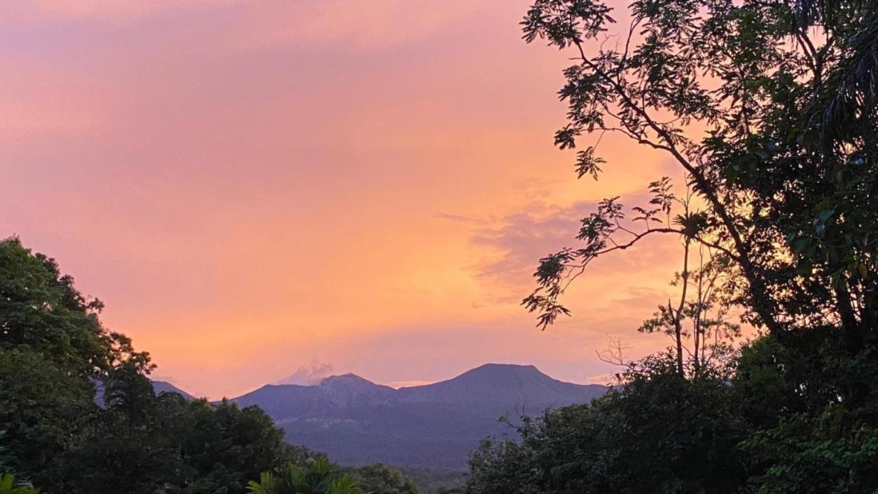 Blue River Resort & Hot Springs ลิเบเรีย ภายนอก รูปภาพ
