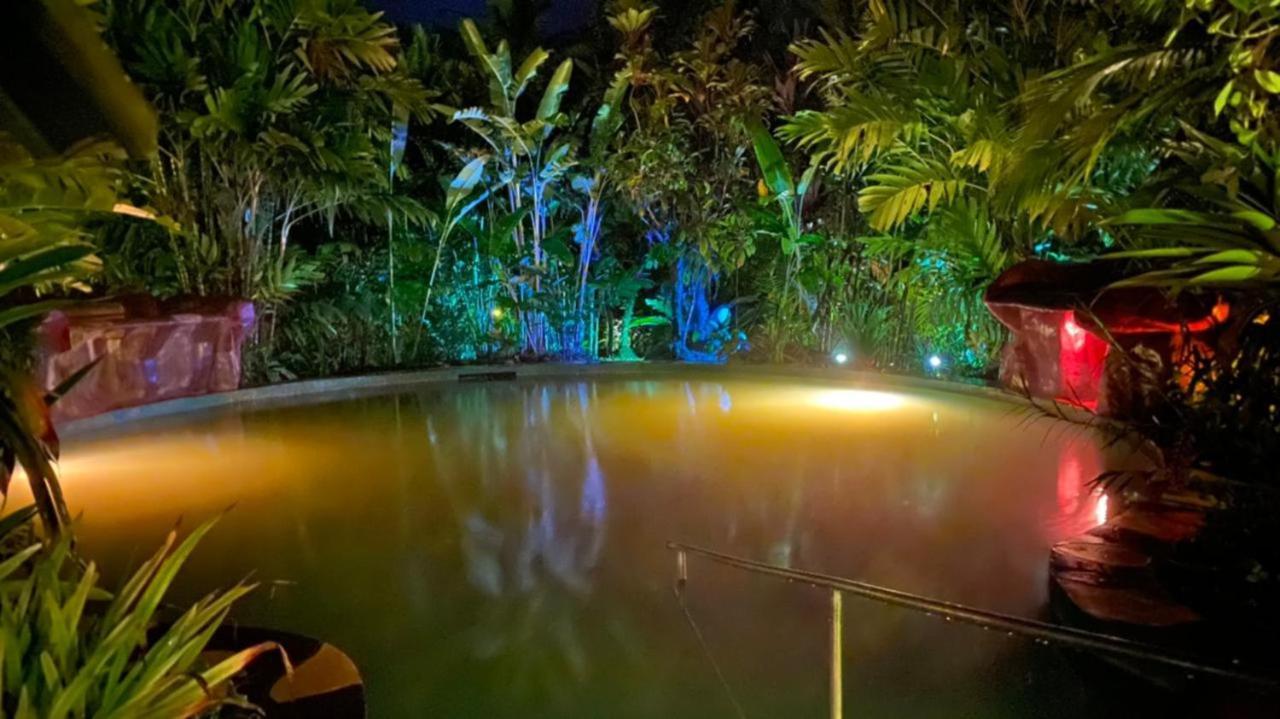 Blue River Resort & Hot Springs ลิเบเรีย ภายนอก รูปภาพ