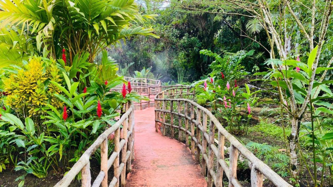 Blue River Resort & Hot Springs ลิเบเรีย ภายนอก รูปภาพ
