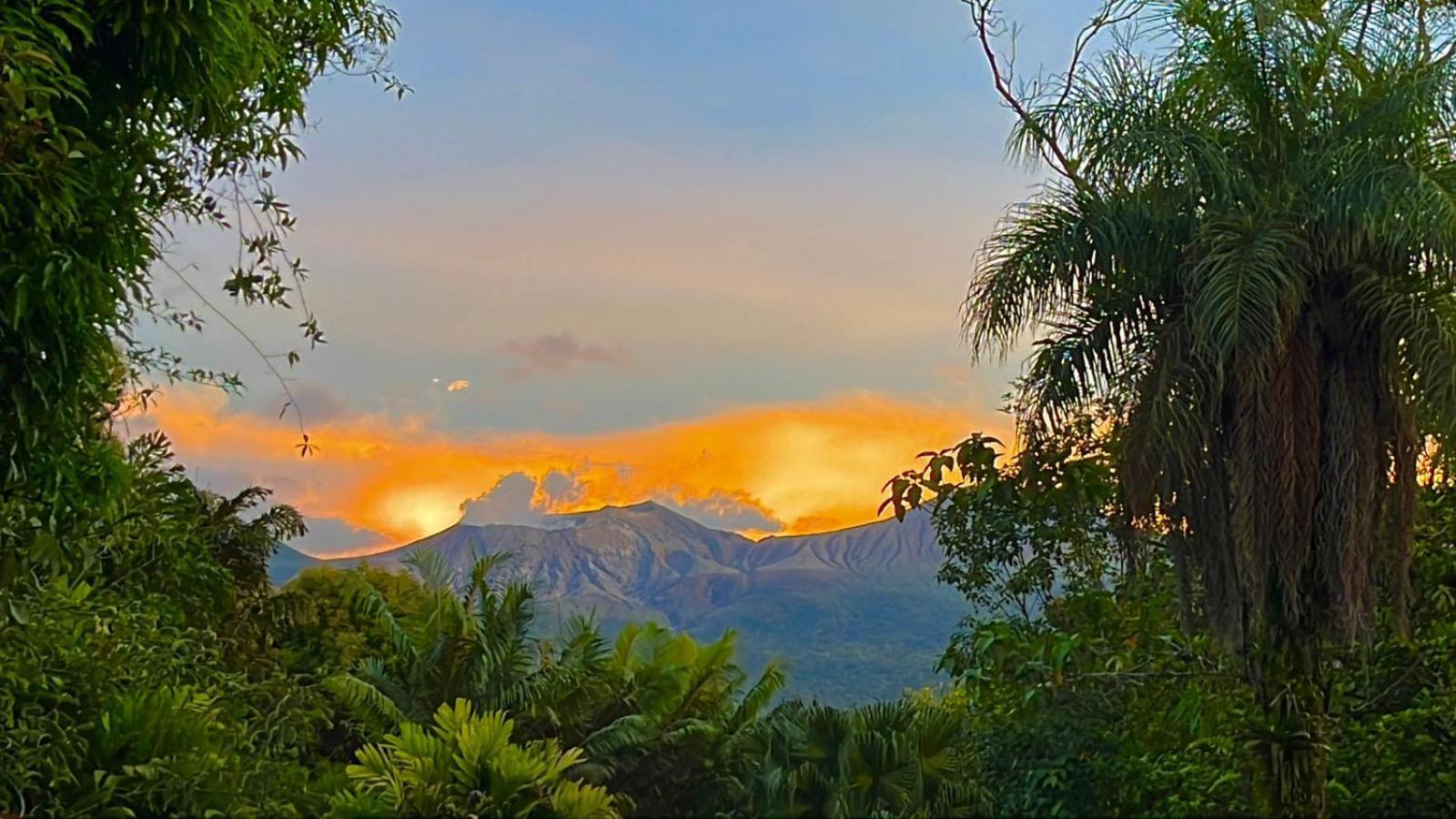 Blue River Resort & Hot Springs ลิเบเรีย ภายนอก รูปภาพ