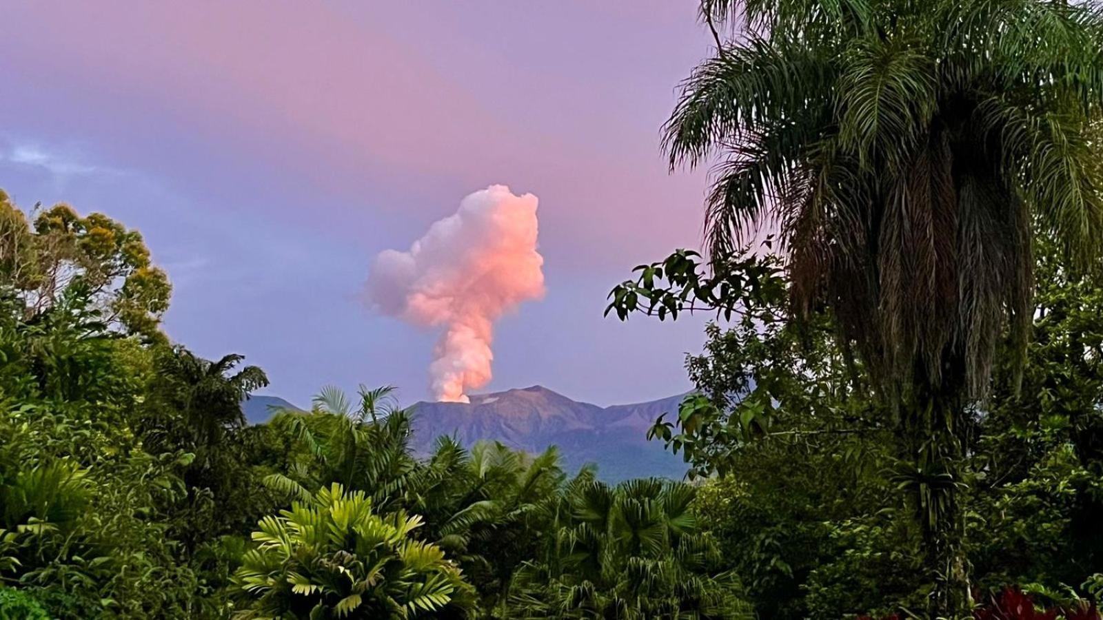 Blue River Resort & Hot Springs ลิเบเรีย ภายนอก รูปภาพ