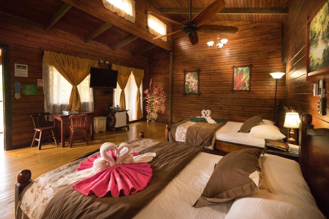 Blue River Resort & Hot Springs ลิเบเรีย ภายนอก รูปภาพ